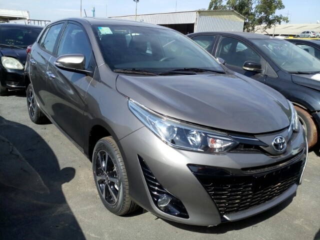 LOTE 04 TOYOTA YARIS 1.5 XLS CVT 2018/2019