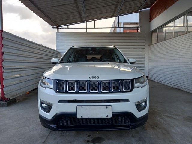 LOTE 10 JEEP COMPASS LONGITUDE F 2017/2018 