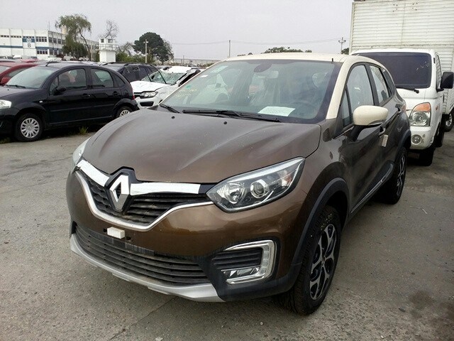 LOTE 17 RENAULT CAPTUR 2016/2017 