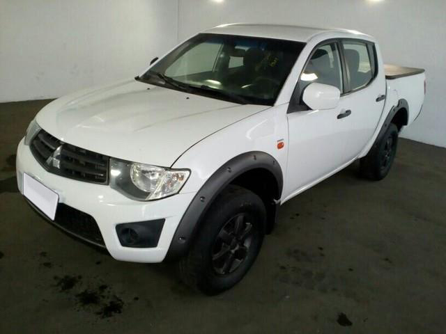 LOTE 34 MITSUBISHI L200 TRITON 2011/2012 