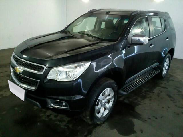 LOTE 16 CHEVROLET TRAIBLAZER 2.8 2013/2014