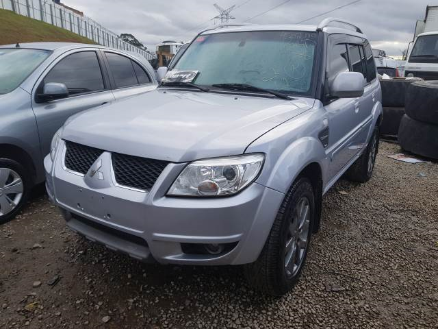 LOTE 06 MITSUBISHI PAJERO TR4 FLEX 2.0 16V 2013/2013