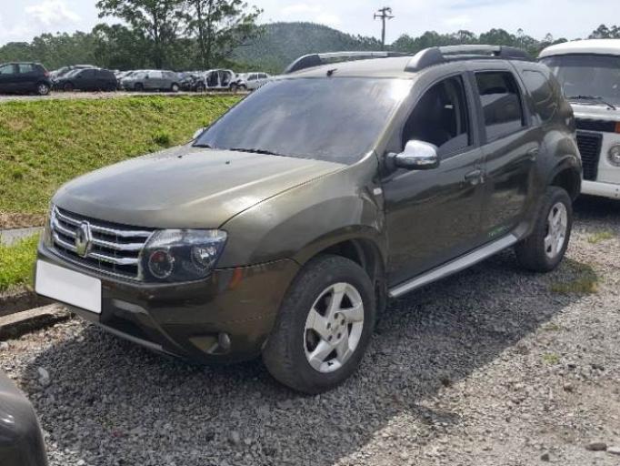 LOTE 15 RENAULT DUSTER 2013/2014 