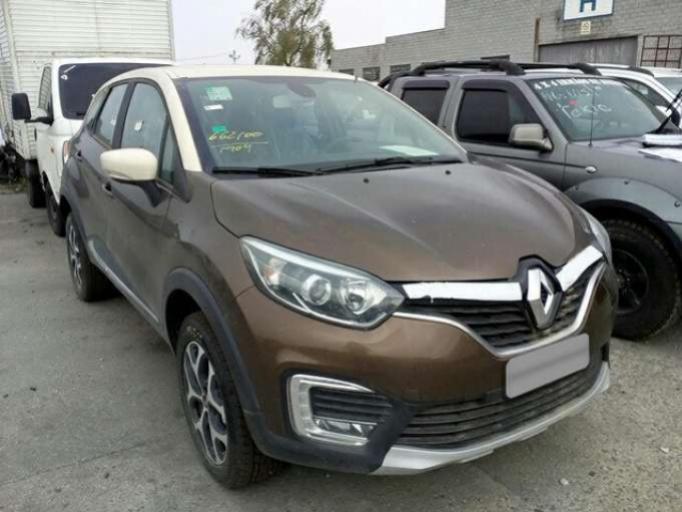 LOTE 18 RENAULT CAPTUR 1.6 16V SCE INTENSE X-TRONIC FLEX 2018/2019