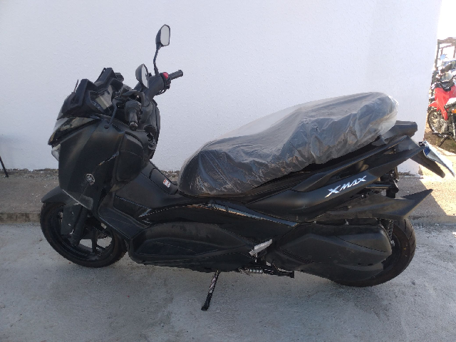 LOTE 09 XMAX 2022/2022 GASOLINA  